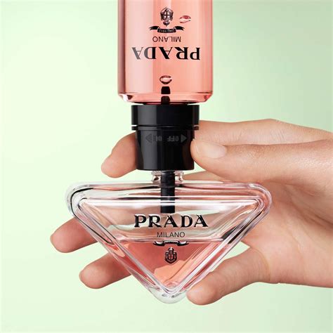 paradoxe eau de prada.